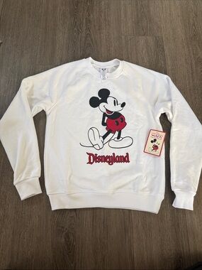 NWT Disney White Mickey Mouse Disneyland Crewneck Sweatshirt Size Small